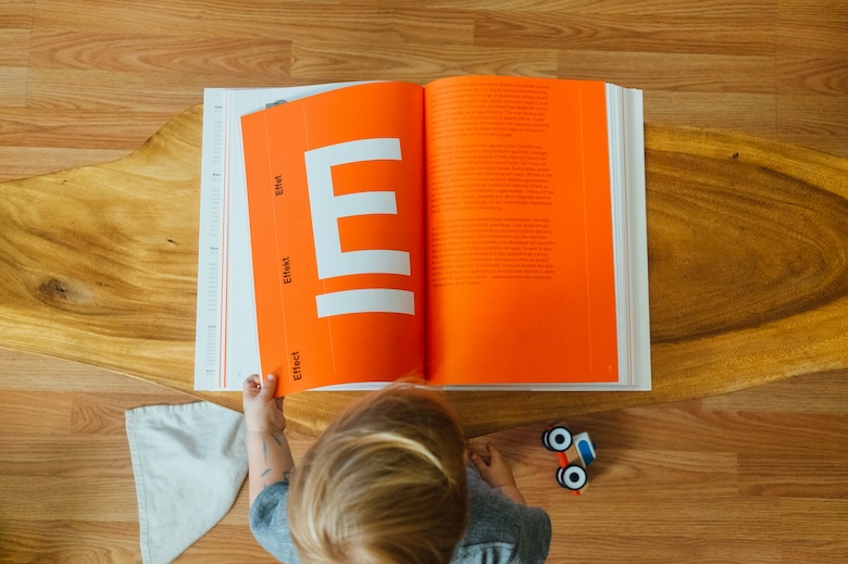 How Multilingual AI Models Lean on English to Understand the World