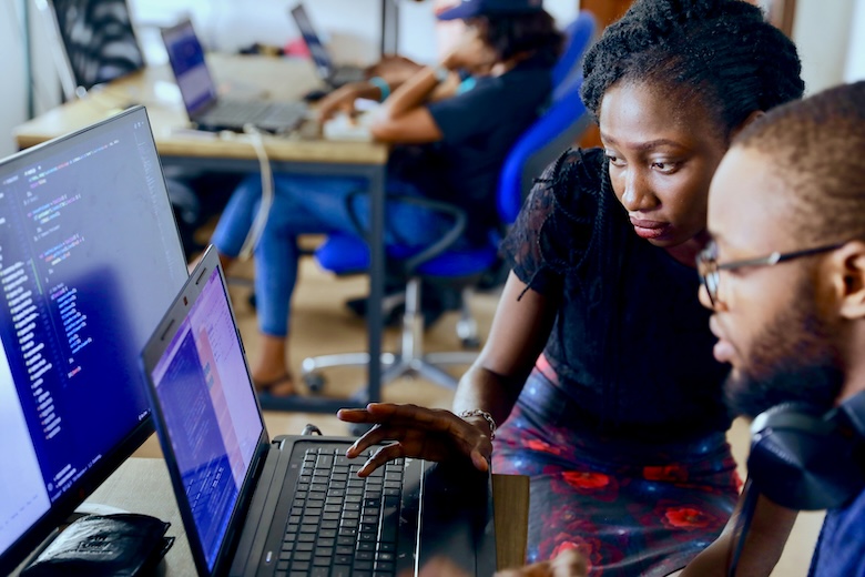 Tabnine Enhances AI Coding Assistant with RAG Techniques